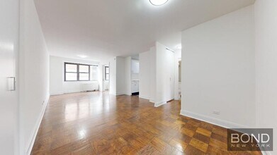 Building Photo - 145 E 16th St