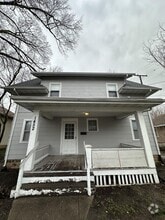 Building Photo - 1452 Myott Ave
