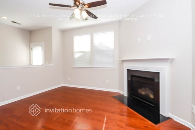 Foto del edificio - 13110 Heath Grove Dr