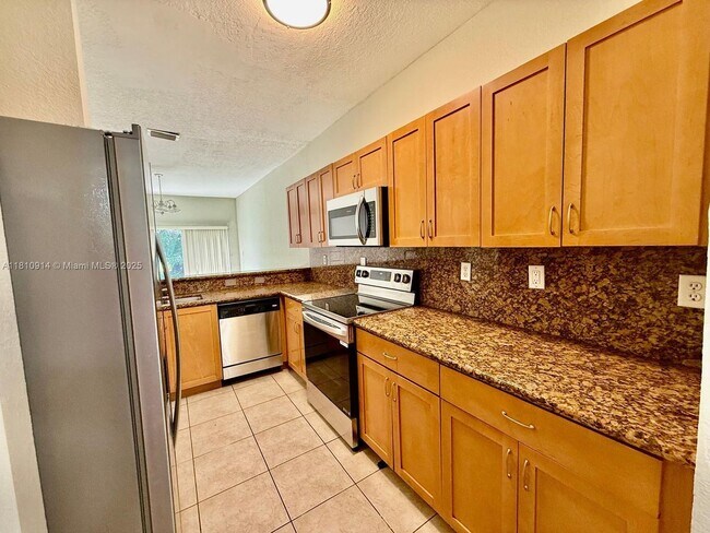 Foto del edificio - 4902 SW 141st Ave