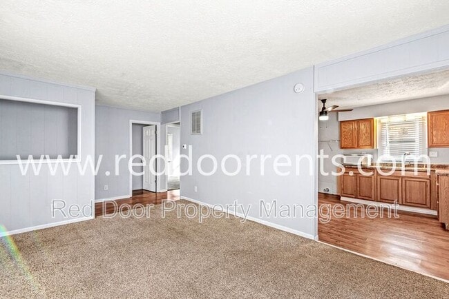 Building Photo - 1449 S Leland Ave