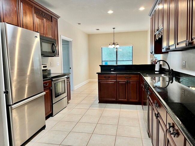 Building Photo - 48686 N Prevost Ln
