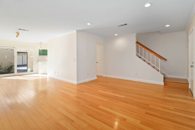 Foto del edificio - 2770 Caminito Eldorado