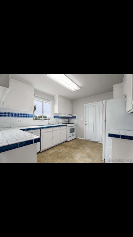 Foto del edificio - 5659 Raymar Ave