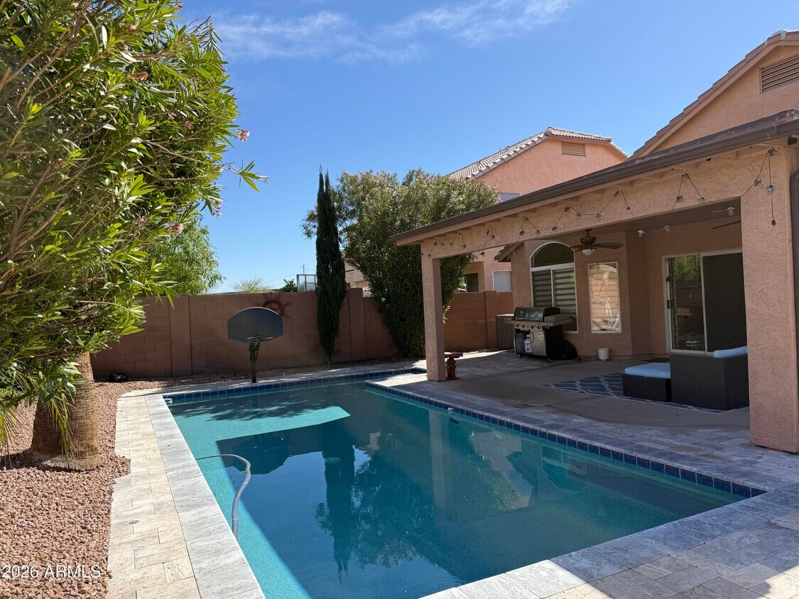 Foto del edificio - 4422 E Cedarwood Ln