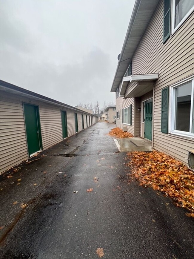 Foto del edificio - 909 Genrich St