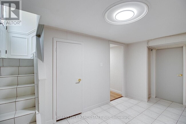 Building Photo - 57 Exbury Rd