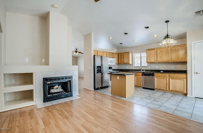 Foto del edificio - 6590 Tuzigoot Way