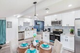 Foto principal - 7508 Carolyn Ave