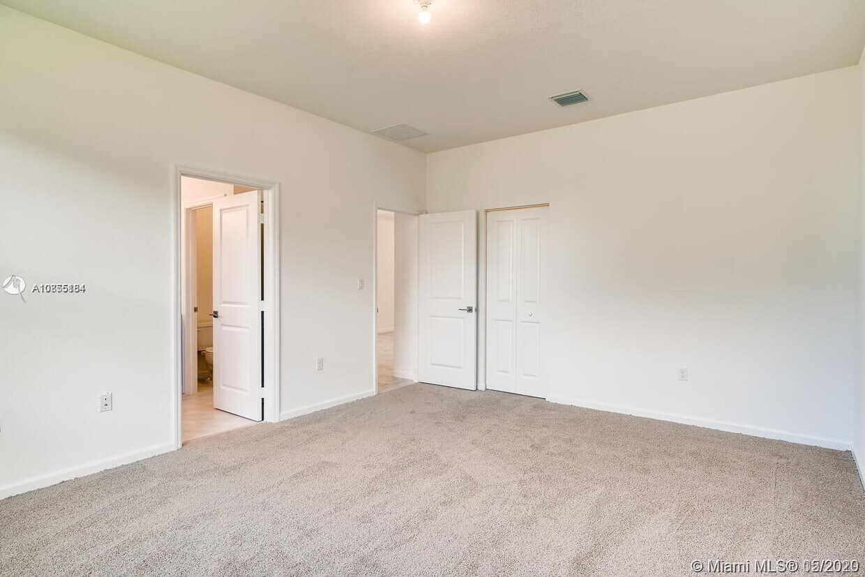 Primary Photo - 30701 SW 193rd Ct