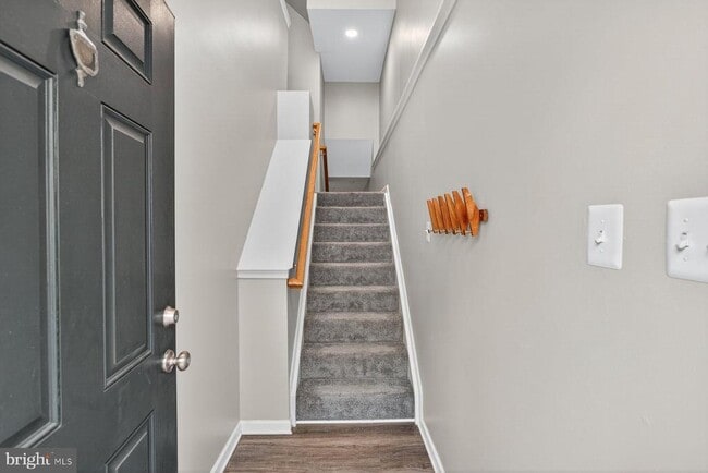 Foto del edificio - 7047 Water Oak Rd