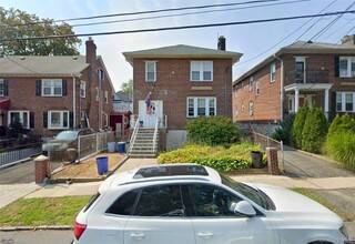 Building Photo - 26 Crotty Ave