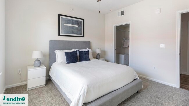 Building Photo - 1601 S Heatherwilde Blvd