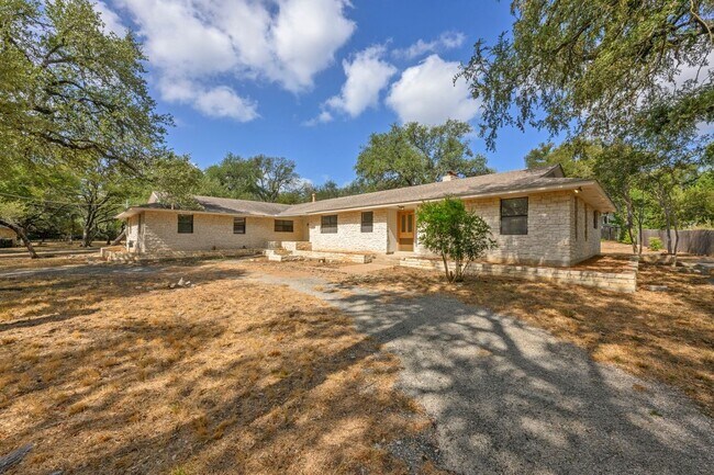 Building Photo - 302 Westlake Dr