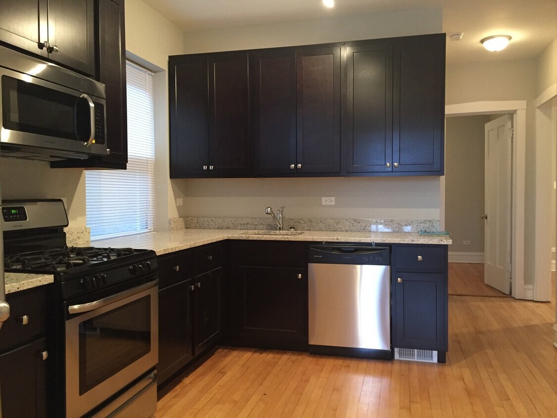 Foto principal - 5344 N Paulina St