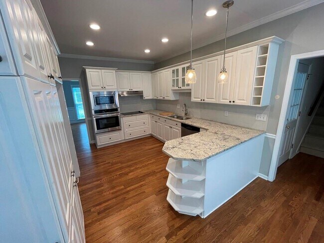 Foto del edificio - 10665 Wren Ridge Rd