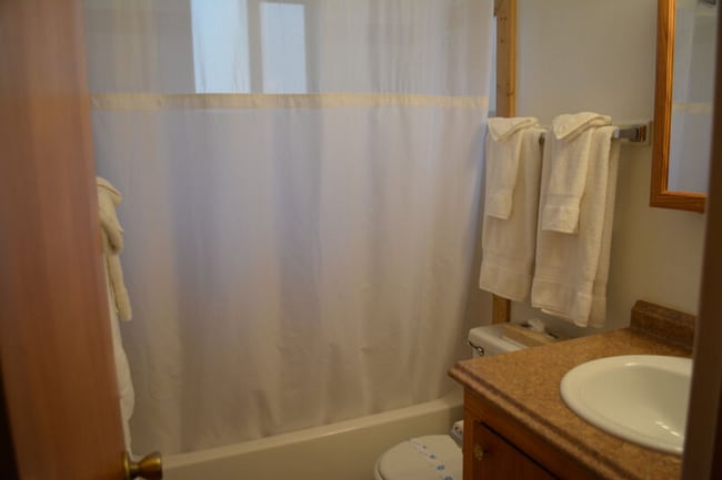 Building Photo - 237 E White Mountain Blvd