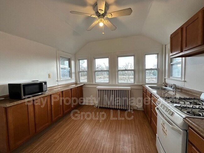 Foto del edificio - 5904 Harford Rd