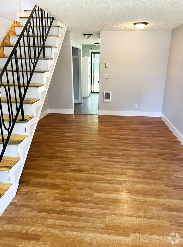 Building Photo - 519 Cinderella Loop