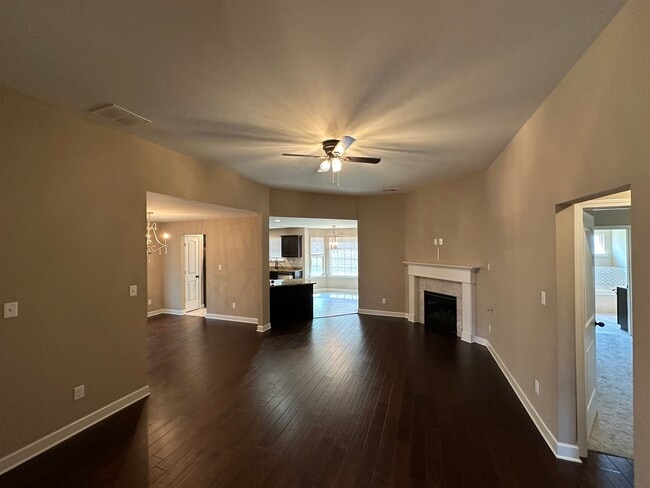 Building Photo - 8053 Switzer Dr