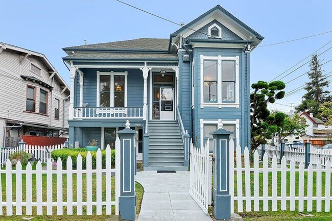 Foto del edificio - 730-732 Pacific Ave