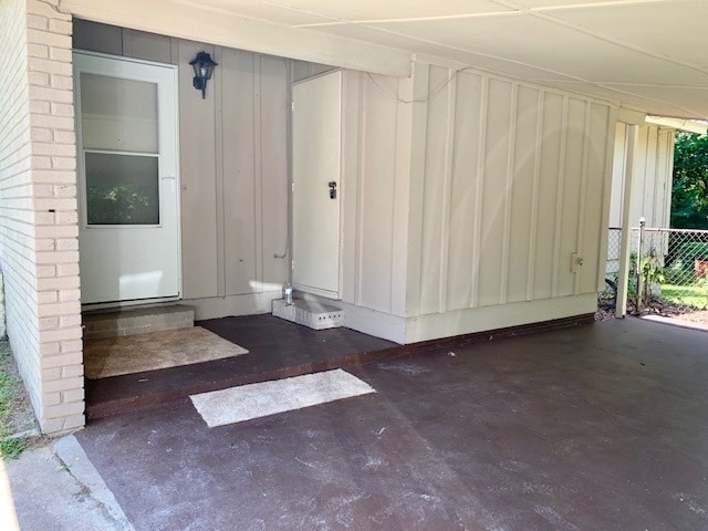 Building Photo - Renovated 3 Bed/1 Bath Ranch