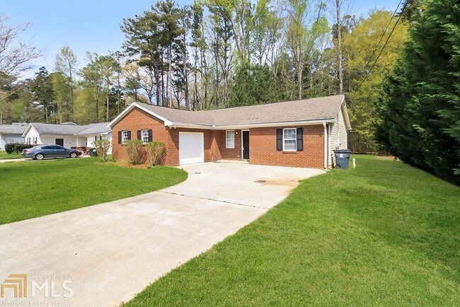 Building Photo - 2051 Faith Cove