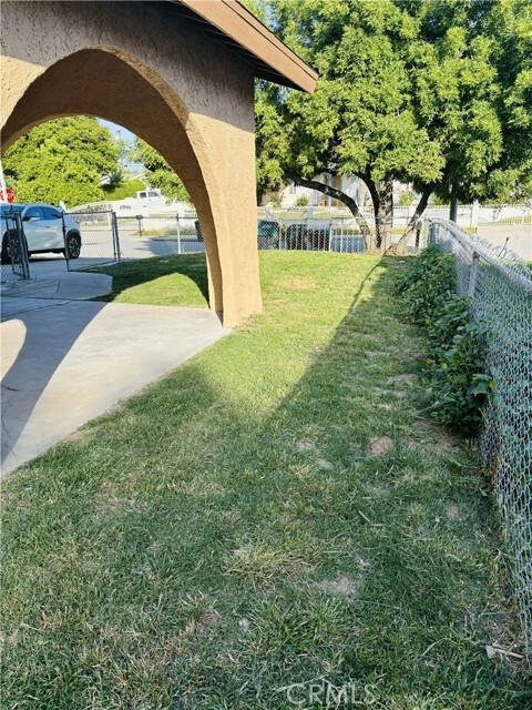 Building Photo - 4350 Val Verde Ave