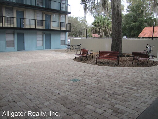 Foto del edificio - 1740 NW 3rd Pl