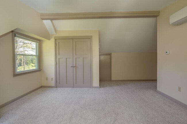 Foto del edificio - 3335 Sunnyview Ln