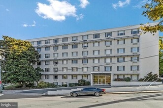 Building Photo - 1730 Arlington Blvd
