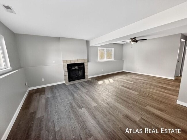 Building Photo - 1825 Zebulon Dr