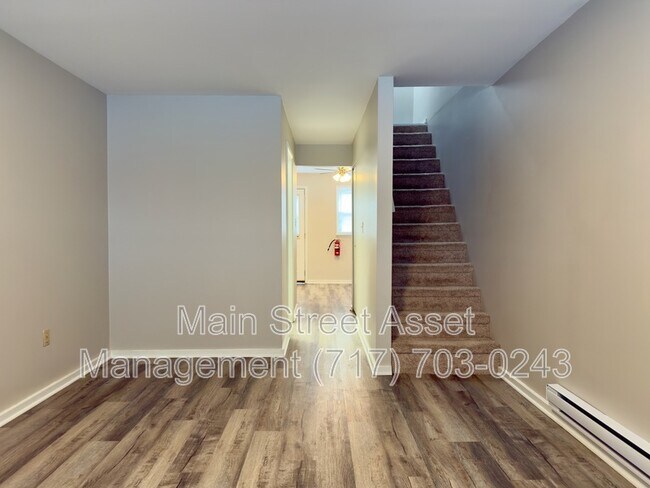 Building Photo - 31 Union St