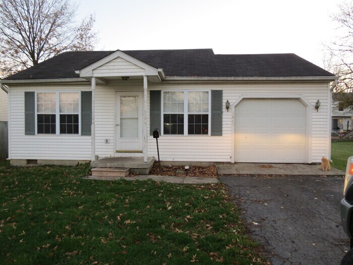 1617 Arcadia Ave, Obetz, OH 43207 House Rental in Obetz, OH