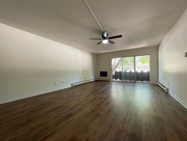 Building Photo - 1315 Kirkwood Dr