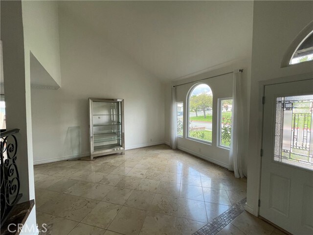 Foto del edificio - 1330 Fuchsia Ave