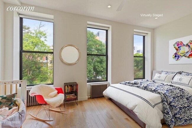 Building Photo - 169 Adelphi St