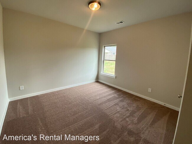 Foto del edificio - 3 br, 2 bath House - 170 Wolf Lane