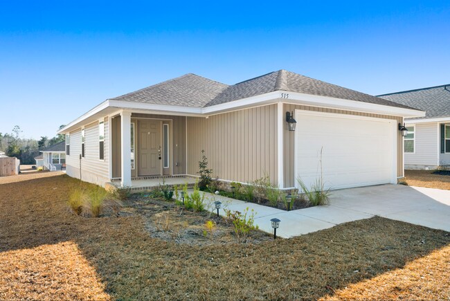 Building Photo - Peaceful Cantonment Home in New Home Community