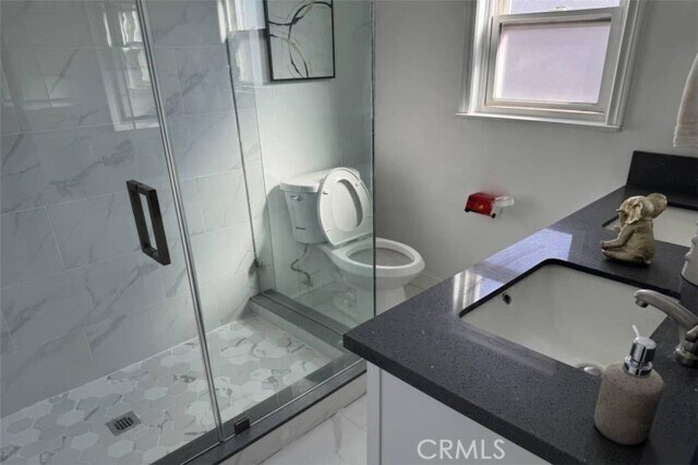 Building Photo - 3813 W 173rd St