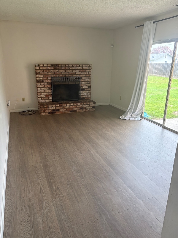 Foto del edificio - 1905 Roth Ct