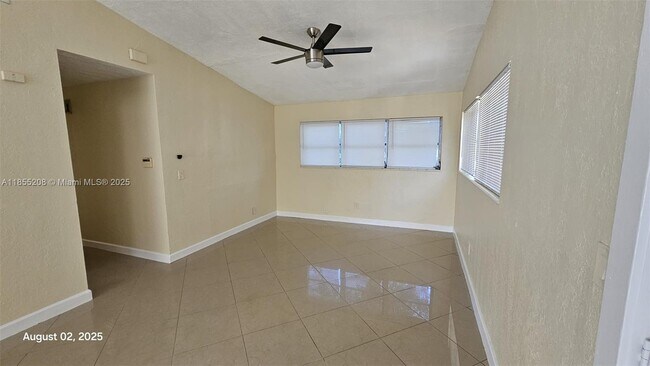 Foto del edificio - 7091 Moseley St