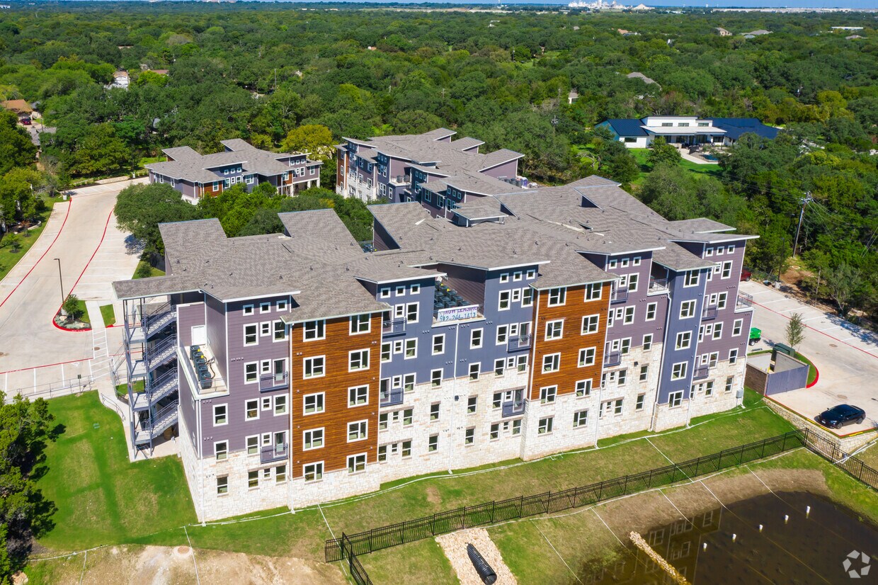 Elysium Grand Apartments Austin, TX