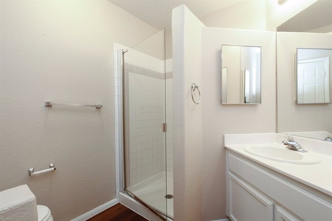 Building Photo - 1531 War Paint Dr