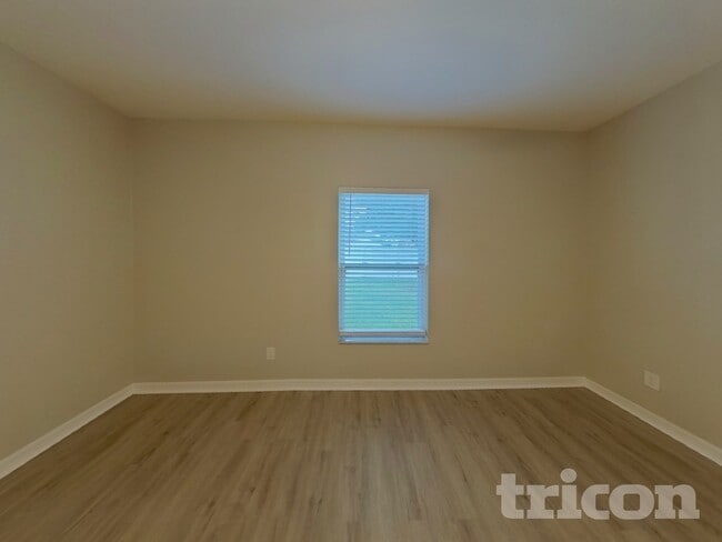 Building Photo - 4925 Rockvale Dr