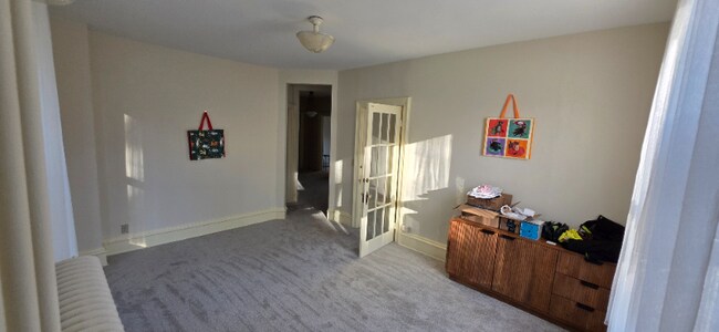 Foto del edificio - 621 6th St SE