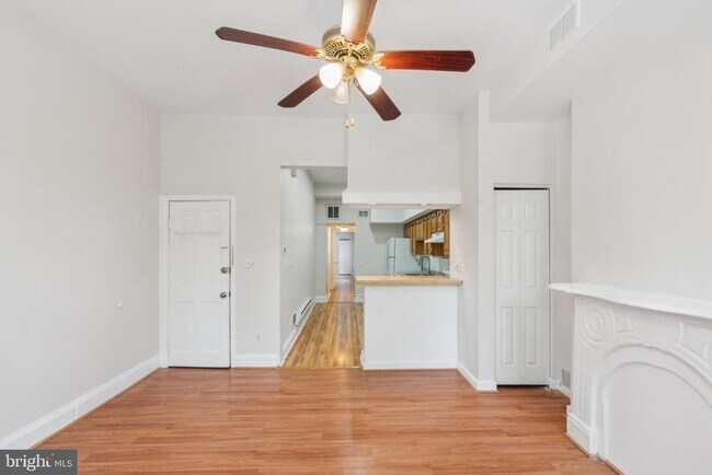 Foto del edificio - 822 W Lombard St