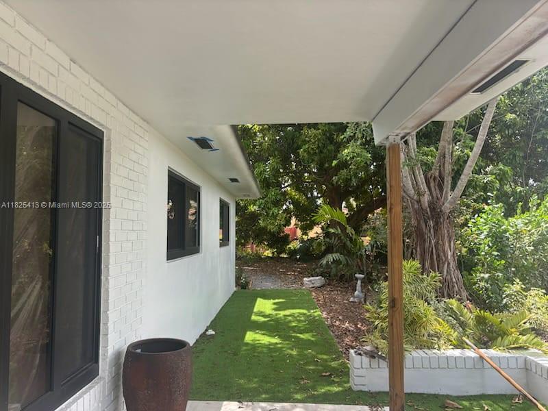 Foto del edificio - 7211 NW 7th St