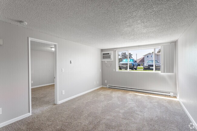 Adams Square Apartments Spokane Wa Apartments Com