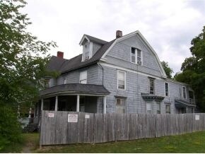 Building Photo - 158 Conklin Ave